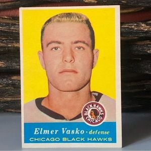 Vintage 1957-58 TOPPS Chicago Black Hawks Defense Elmer Vasko Hockey Card